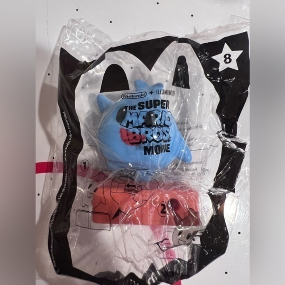 NWT 2023 Happy Meal Toy Nintendo Super Mario Bros Movie #8 Spinning Lumalee.